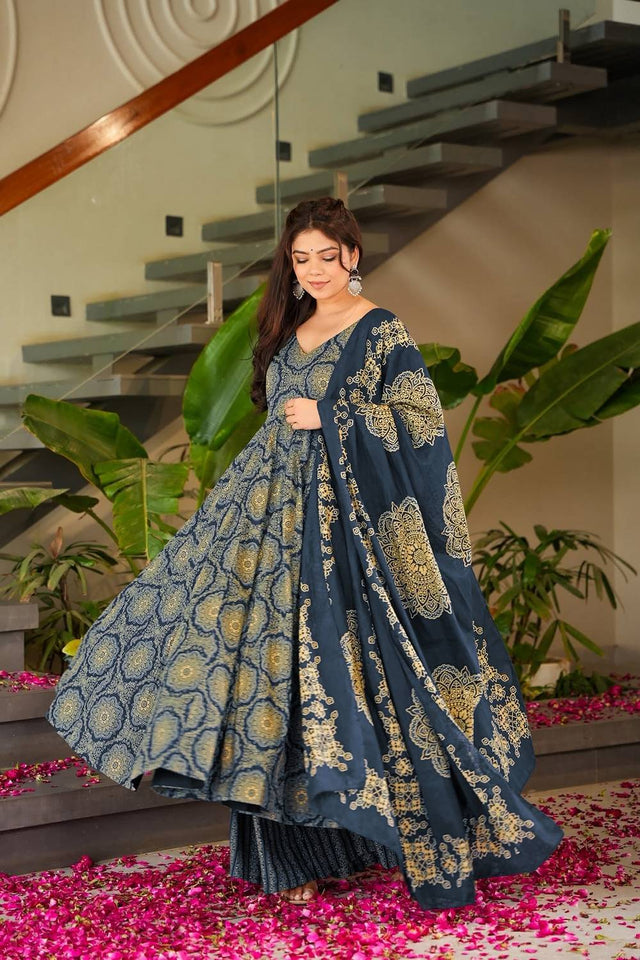 Turquoise Printed Muslin Palazzo Suits