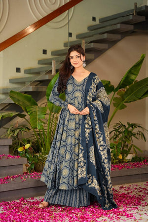 Turquoise Printed Muslin Palazzo Suits