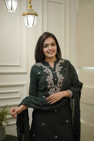 Mehendi Floral Embroidered Cotton Straight Cut Suits