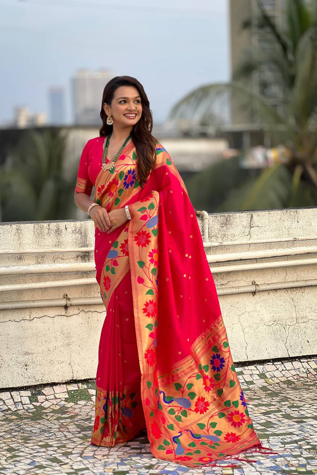 Pink Woven Paithani Silk Saree