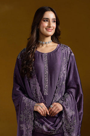 Lavender Embroidered Georgette Straight Cut Suits (ACA5312)