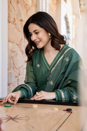Green Floral Embroidered Chanderi Straight Cut Suits (ACA5324)