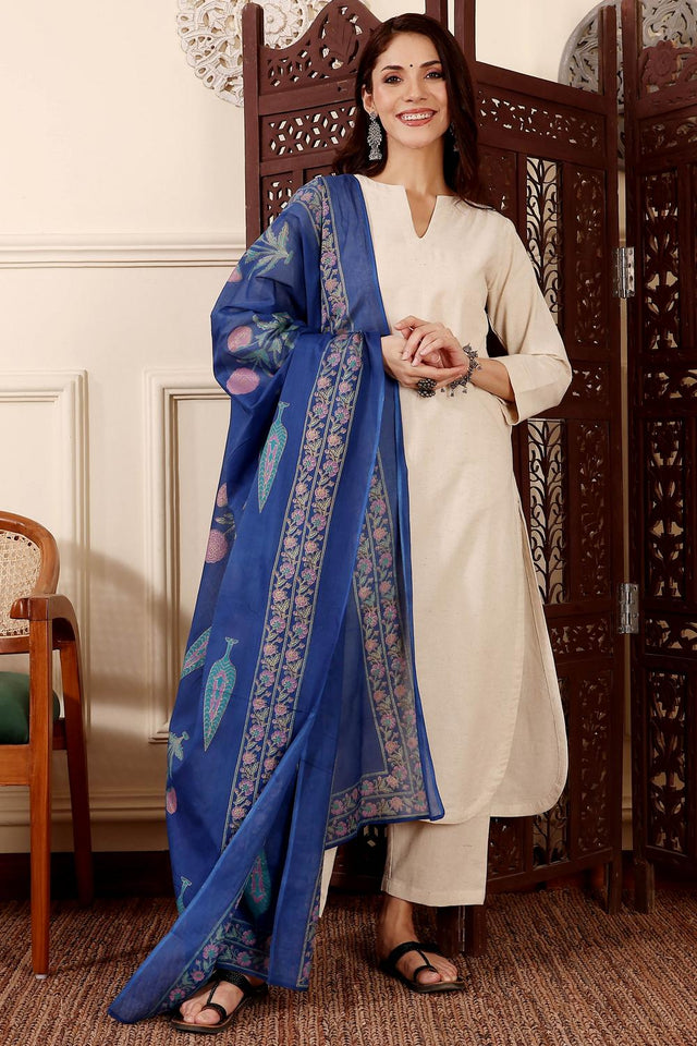 Off White Solid Chanderi Kurti Pant Set (ACA5325)