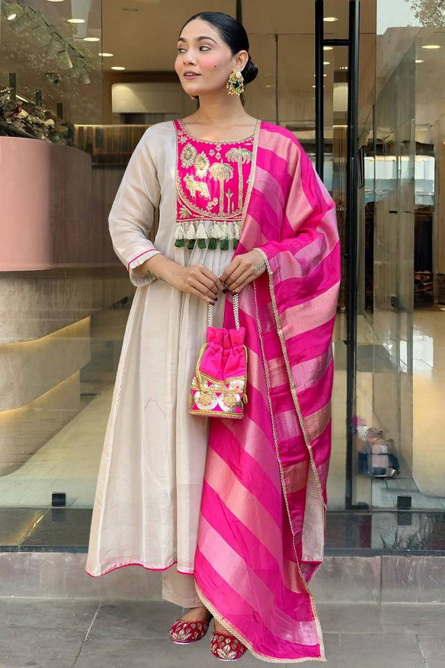 Pink Embroidered Silk Anarkali Suits (ACA5483)