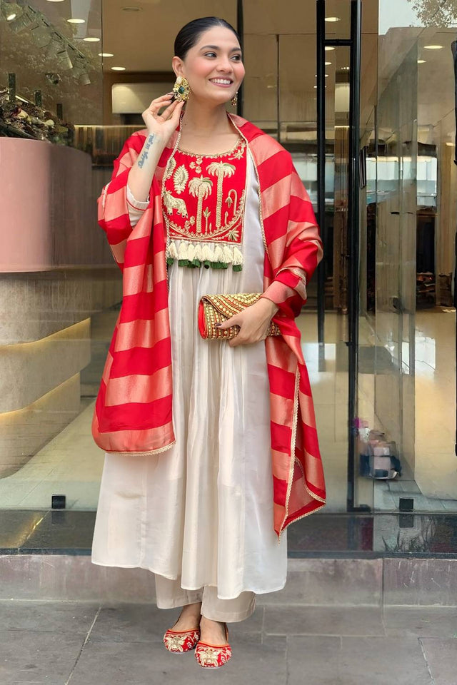 Red Embroidered Silk Anarkali Suits (ACA5484)
