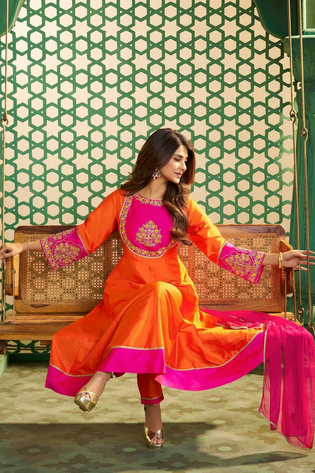Orange Floral Embroidered Chanderi Kurti Pant Set (ACA5490)