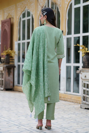 Pista Floral Embroidered Silk Blend Kurti Pant Set (ACA5564)