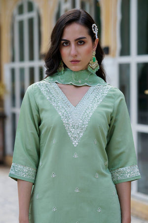 Pista Floral Embroidered Silk Blend Kurti Pant Set (ACA5564)