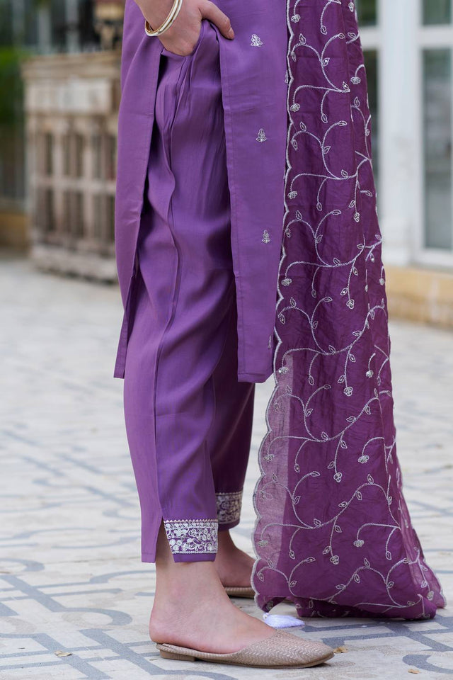 Purple Floral Embroidered Silk Blend Kurti Pant Set (ACA5565)