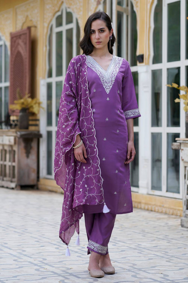 Purple Floral Embroidered Silk Blend Kurti Pant Set (ACA5565)