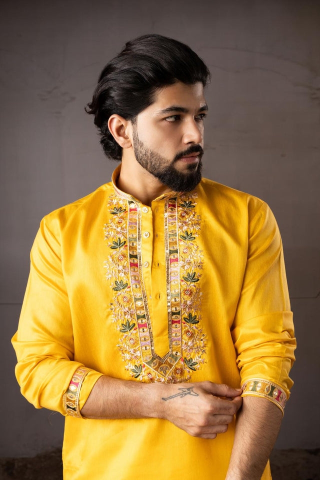 Men's  Yellow Floral Embroidered Linen Kurta Set (ACA5615)