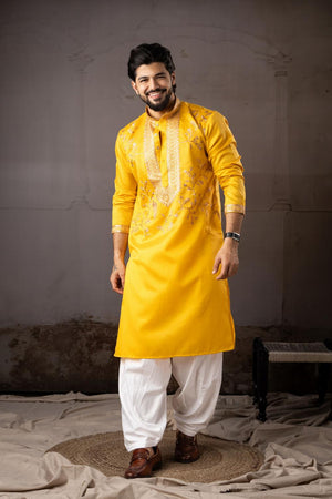 Men's  Yellow Floral Embroidered Linen Kurta Set (ACA5616)