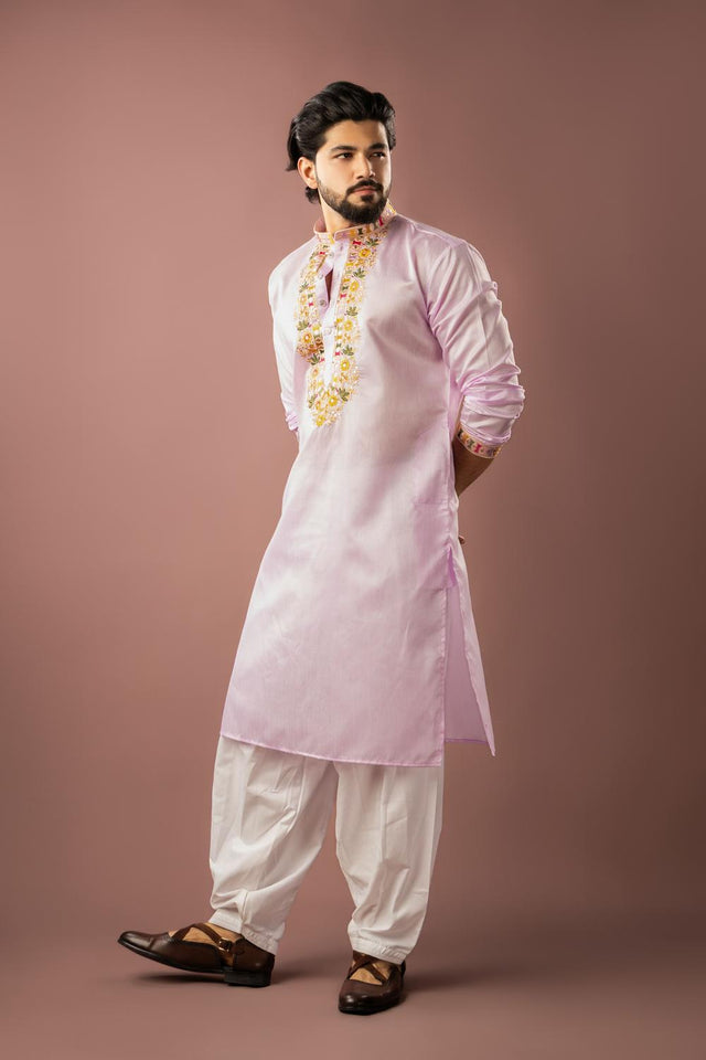 Men's  Baby Pink Floral Embroidered Linen Kurta Set (ACA5619)
