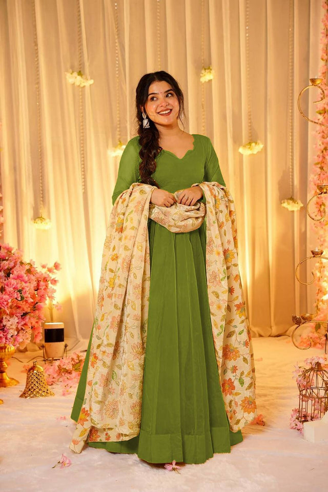 Green Solid Soft Silk Gown (ACA5886)