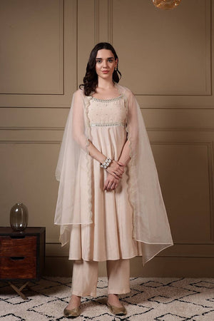 Off White Embroidered Chanderi Anarkali Suits (ACA5943)