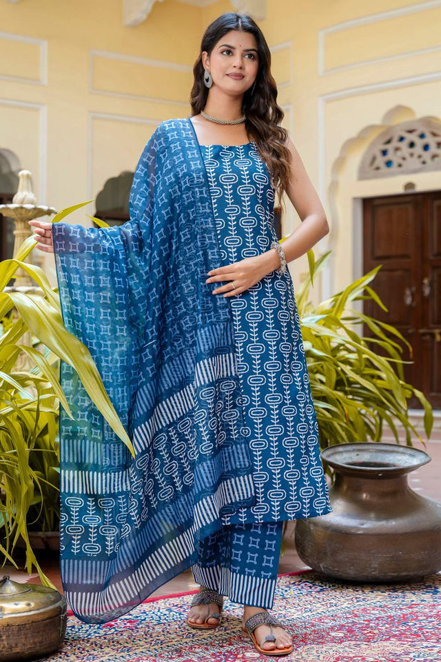 Blue Printed Cotton Blend Kurti Pant Set (ACA6106)