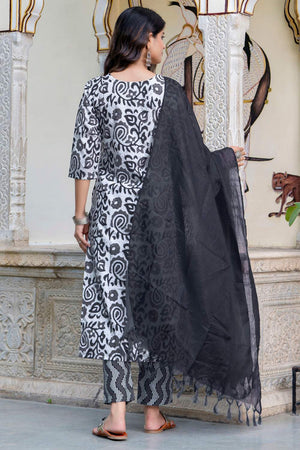 Black Floral Printed Cotton Blend Kurti Pant Set (ACA6118)