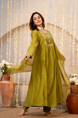 Mehendi Floral Embroidered Chanderi Anarkali Suits (ACA6158)