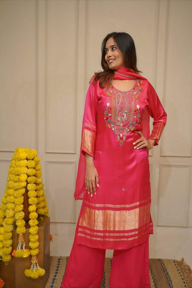 Pink Floral Embroidered Viscose Kurti Pant Set (ACA6161)