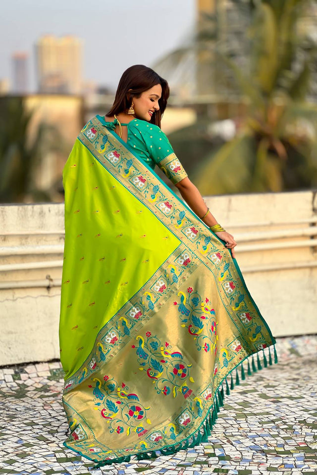 Green Woven Paithani Silk Saree (ACA6190)