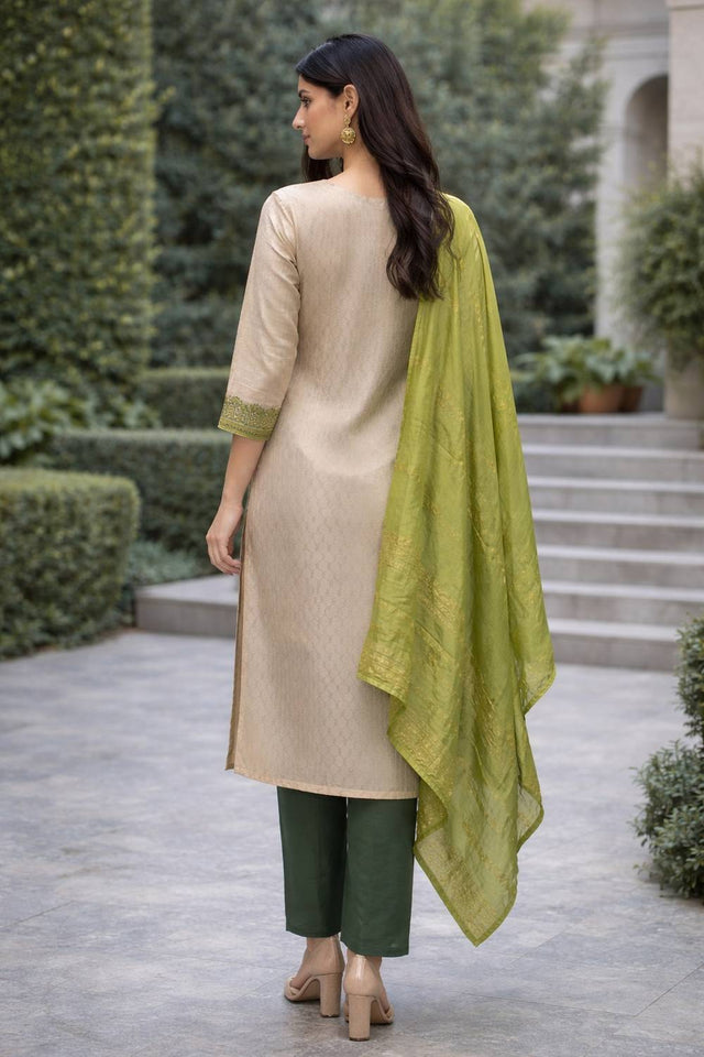 Off White Embroidered Jacquard Kurti Pant Set (ACA6292)