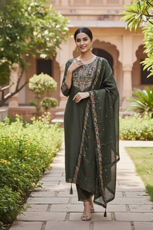 Mehendi Floral Embroidered Cotton Blend Kurti Pant Set (ACA6300)