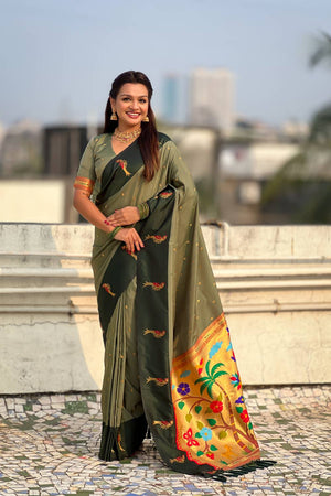Green Woven Silk Saree (ACA6372)
