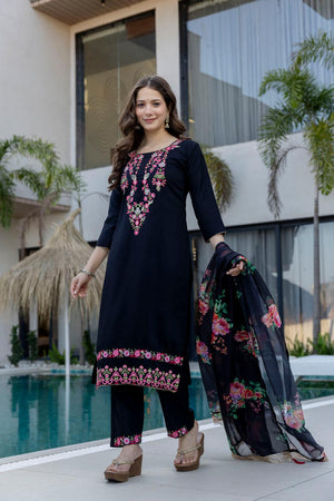 Blue Floral Embroidered Chinon Kurti Pant Set (ACA6739)