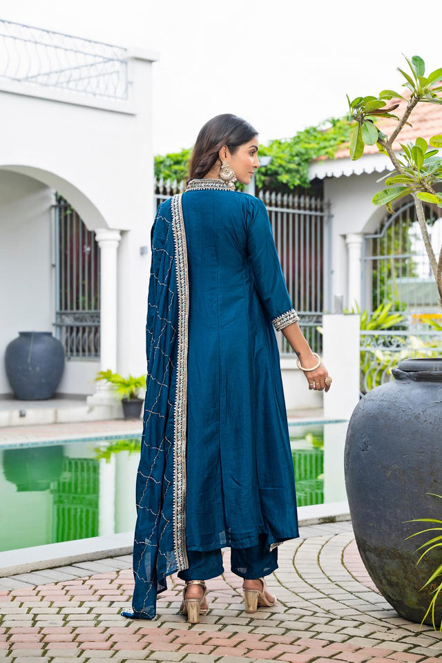 Turquoise Floral Embroidered Silk Kurti Pant Set (ACA6741)