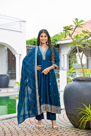 Turquoise Floral Embroidered Silk Kurti Pant Set (ACA6741)