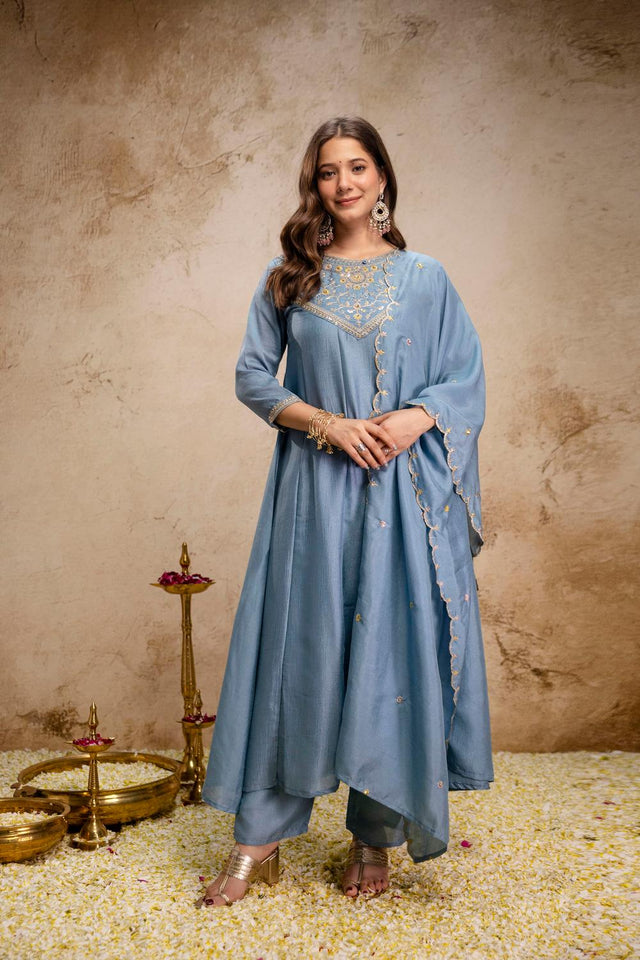 Blue Floral Embroidered Silk Anarkali Suits (ACA6778)