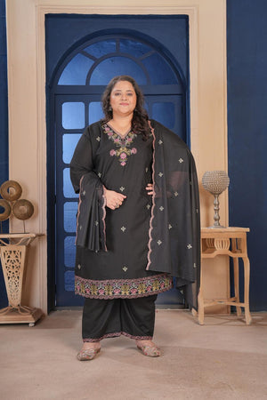 Black Floral Embroidered Cotton Kurti Pant Set (ACA6826)