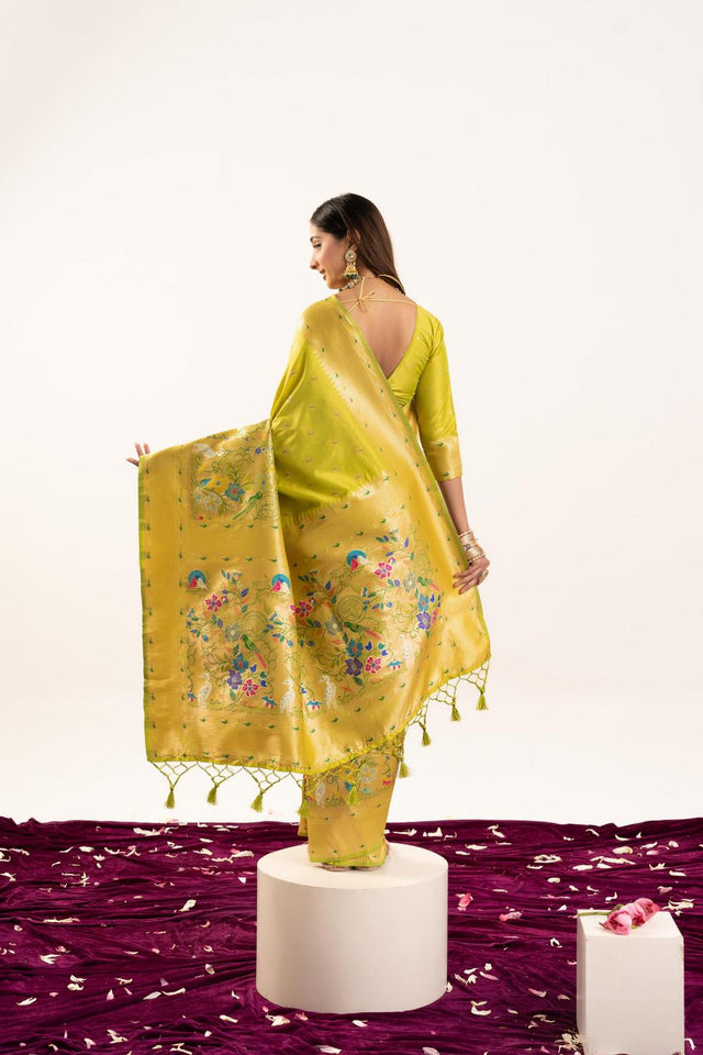 Green Floral Woven Banarasi Silk Saree (ACA6840)