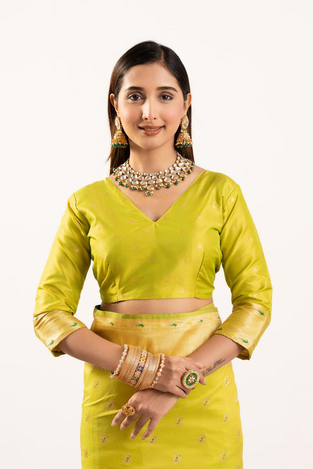 Green Floral Woven Banarasi Silk Saree (ACA6840)
