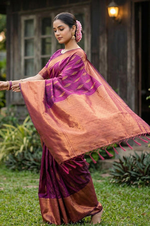 Violet Woven Silk Blend Saree (ACA6900)
