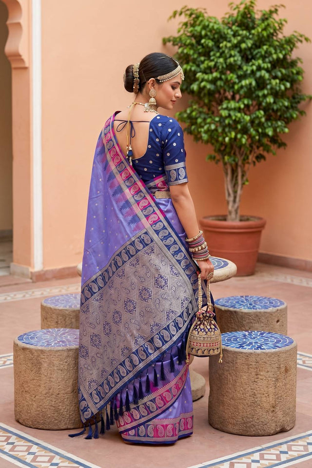 Lavender Woven Silk Saree (ACA6957)