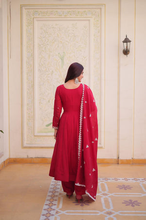 Red Floral Embroidered Chanderi Anarkali Suits (ACA7009)