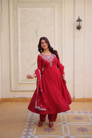 Red Floral Embroidered Chanderi Anarkali Suits (ACA7009)