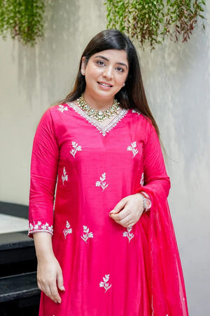 Pink Floral Embroidered Muslin Kurti Pant Set (ACA7031)