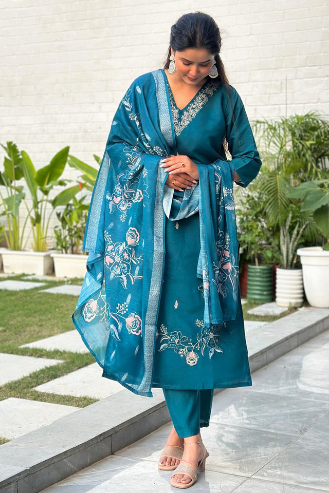 Turquoise Floral Embroidered Silk Blend Kurti Pant Set (ACA7102)