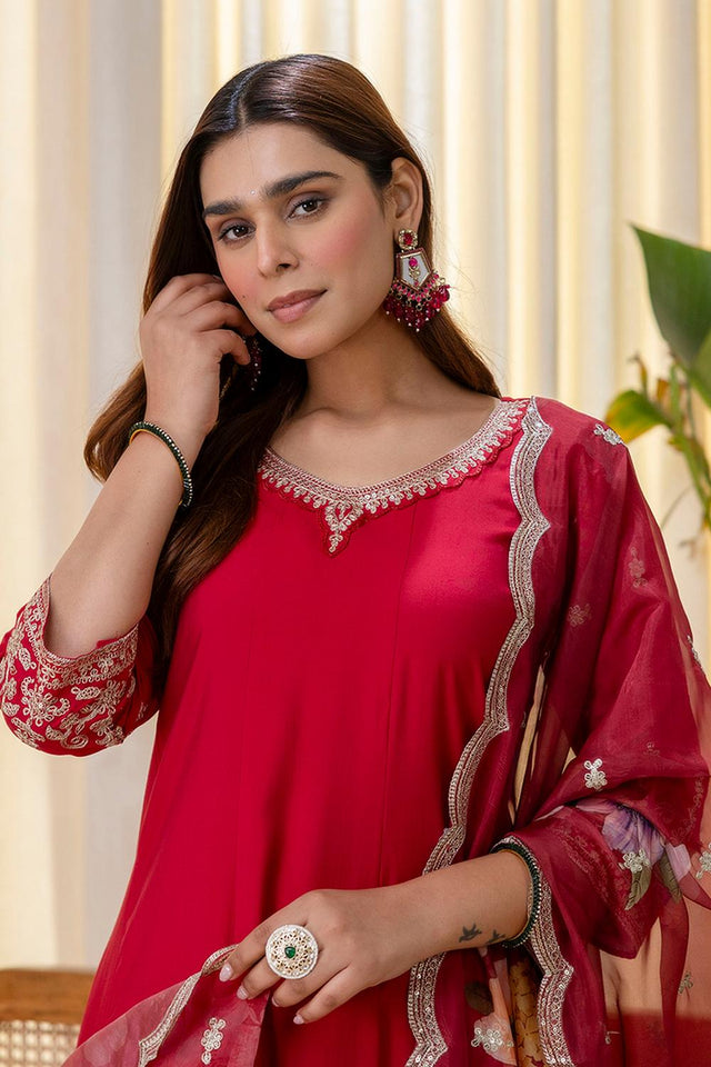 Red Floral Embroidered Silk Blend Anarkali Suits (ACA7157)