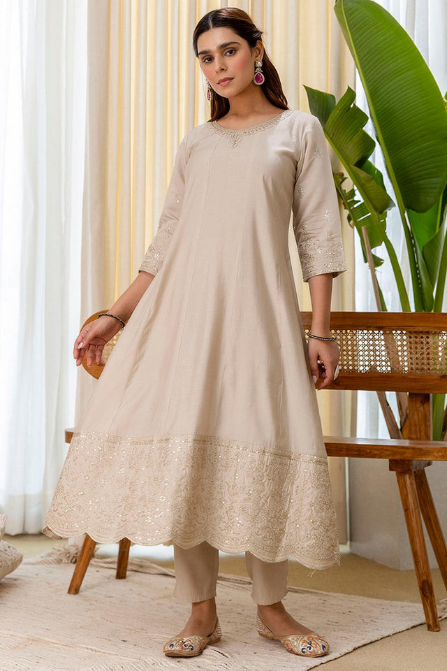 Grey Floral Embroidered Silk Blend Anarkali Suits (ACA7159)