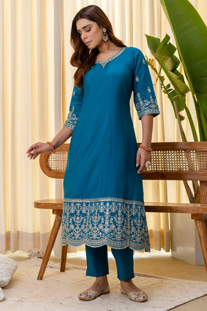 Turquoise Floral Embroidered Silk Blend Anarkali Suits (ACA7161)