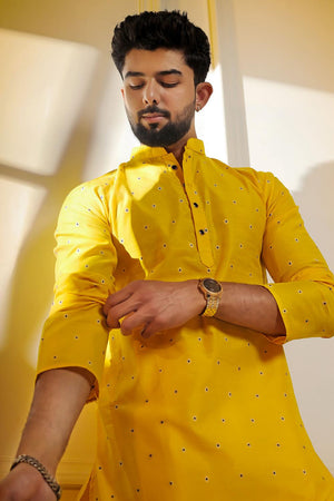 Mens Yellow Woven Cotton Kurta Set (ACA7235)