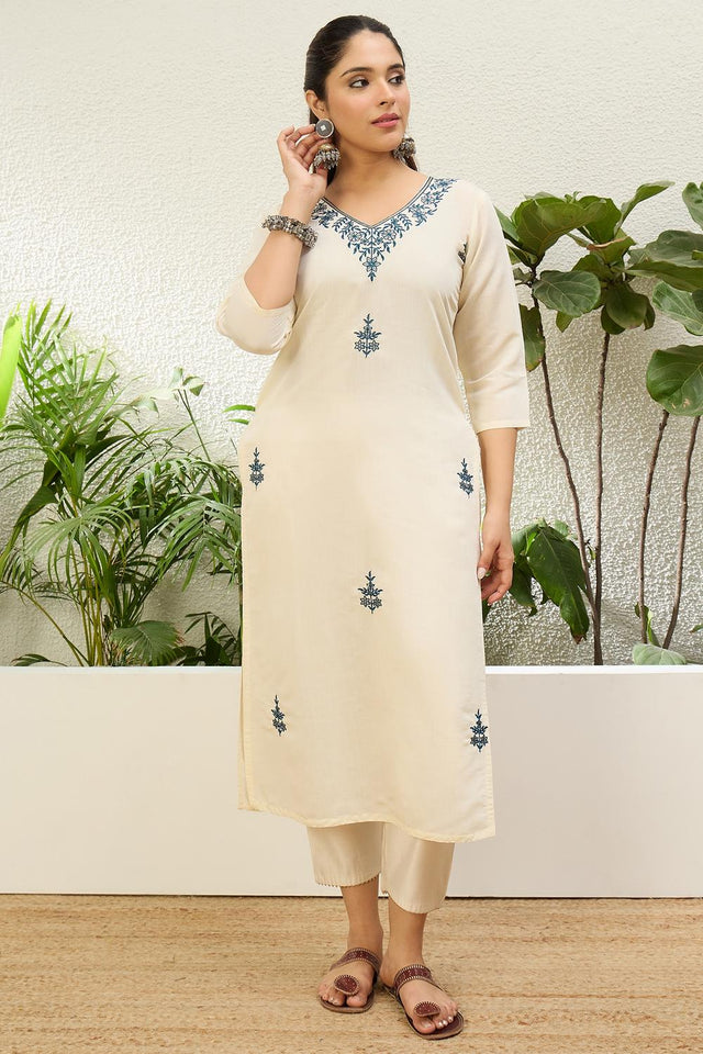Off White Floral Embroidered Silk Blend Long Kurti (ACA7403)