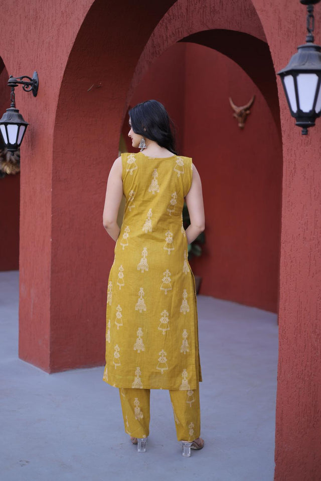 Mustard Printed Cotton Kurti Pant Set (ACA7434)