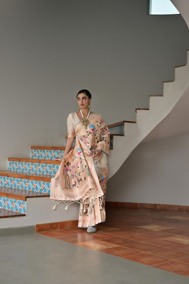 Off White Woven Silk Paithani Saree (ACA7464)