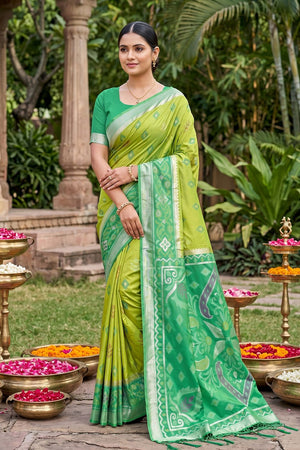 Green Woven Silk Saree (ACA8132)