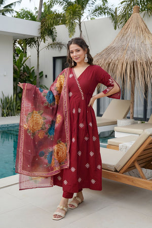 Maroon Embroidered Silk Kurti Pant Set (ACA8336)