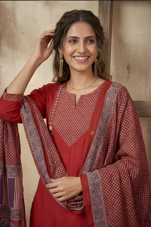 Maroon Printed Cotton Kurti Pant Set (ACA8339)